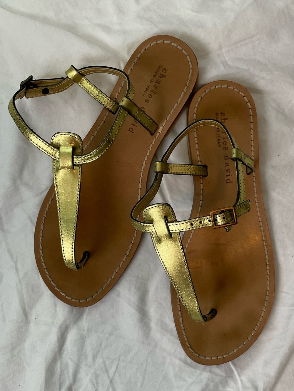 Charles David Metallic Gold T-Strap Leather Sandals